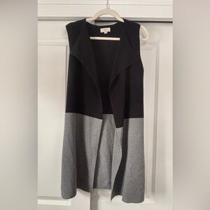 LOFT Black and Gray Colorblock Sleeveless Open Front Cardigan